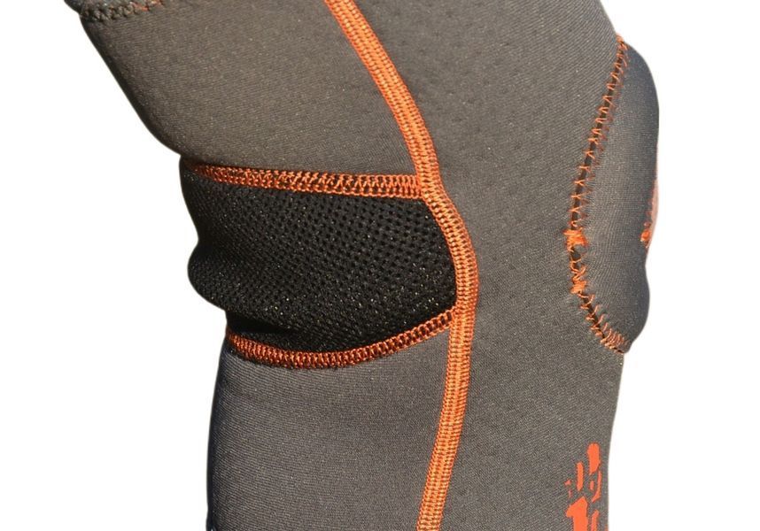 Наколінник MadMax MFA-297 Knee Support with Patella Stabilizer Dark Grey/Orange M MFA-297_M фото