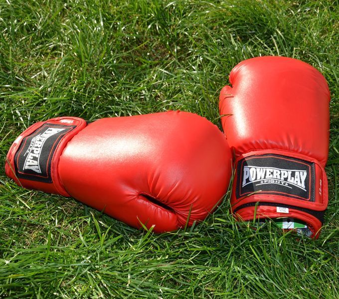 Боксерські рукавиці PowerPlay 3004 Classic Червоні 10 унцій PP_3004_10oz_Red фото