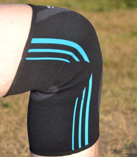 Наколінники Power System PS-6021 Knee Support Evo Black/Blue (пара) M PS-6021_M_Black-Blue фото