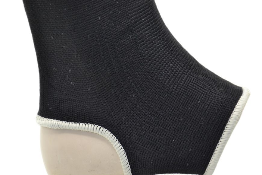 Бандажі на гомілкостоп Power System PS-6003 Ankle Support Black L (пара) PS-6003_L_Black фото